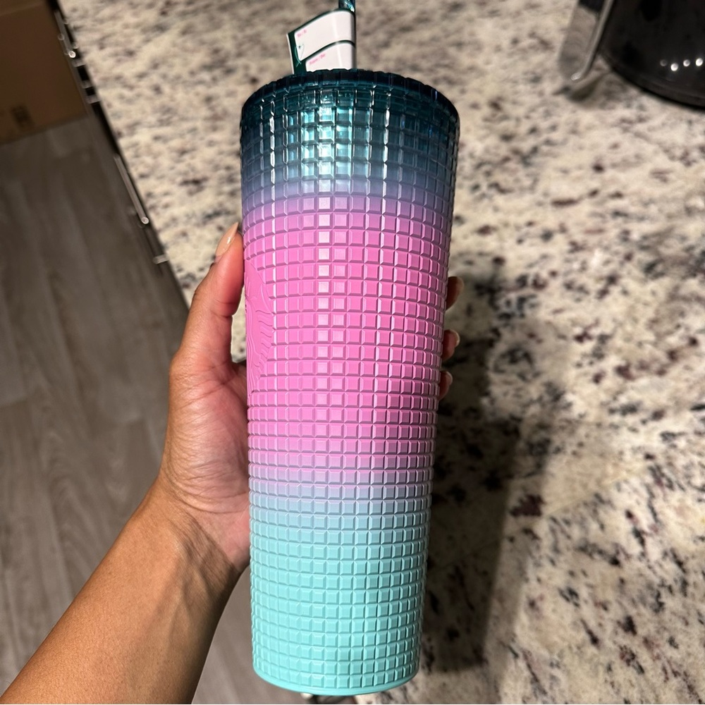 Starbucks Gradient Tumbler - Picture 3 of 5